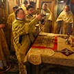 Божественная Литургия в храме святителя Николая Мирликийского в Бирюлеве и освящение накупольного Креста для новопостроенного храма