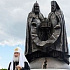 В Москве открыли памятник, посвященный 10-летию восстановления единства Русской Православной Церкви