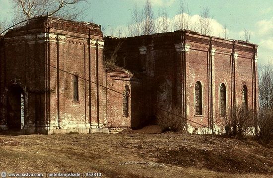 Храм Рождества Пресвятой Богородицы в Крылатском. Фото 1988 г.