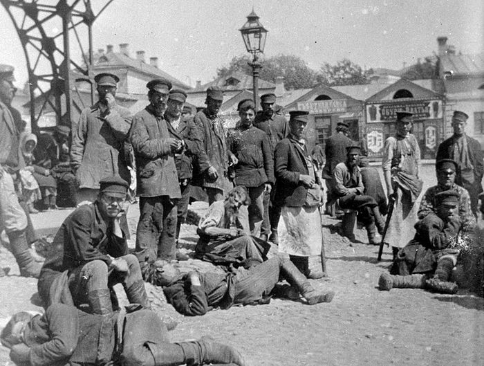 Рабочие-поденщики на Хитровке, начало XX века