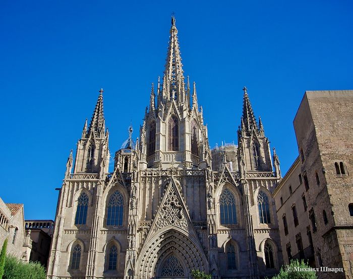 Барселонский кафедральный собор Святого Креста и святой Эулалии