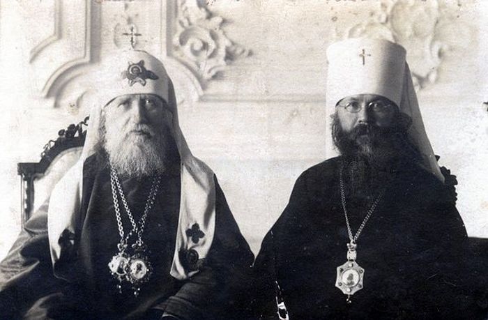 Патриарх Тихон и митрополит Вениамин. Фото: wikipedia.org