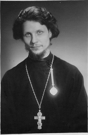 Священник Владимир Диваков