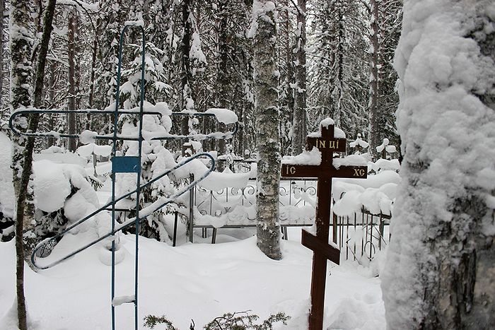 На месте предполагаемого захоронения Священной дружины