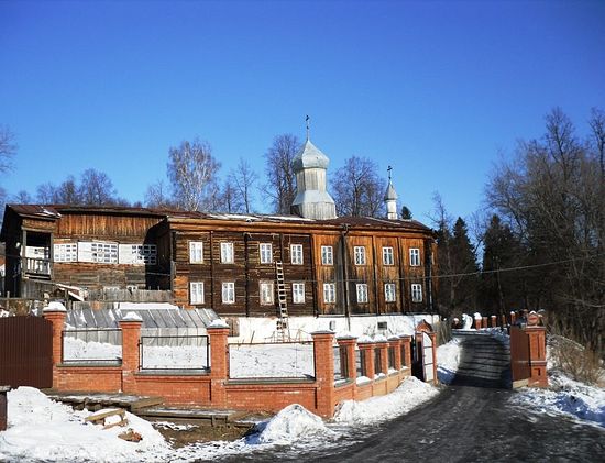 Церковь Казанской Божией матери-вид с реки