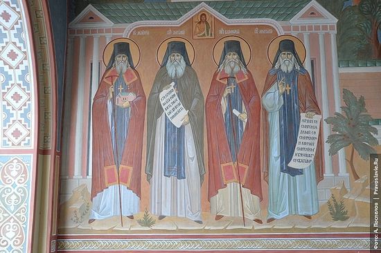 Преподобные Моисей, Антоний, Варсонофий и Анатолий Оптинские. Фото: А. Поспелов / Православие.Ru