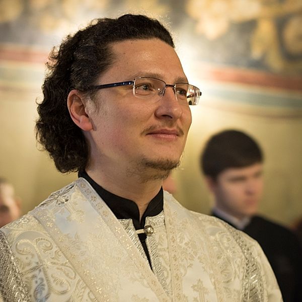 Александр Амерханов