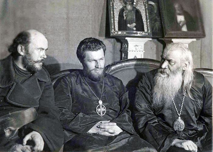 В.Д. Красницкий, Петр (Блинов) и епископ Антонин (Грановский)