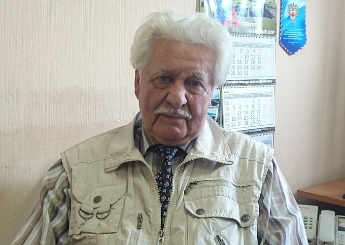 Профессор Вячеслав Леонидович Попов, российский криминалист и судебный медик, заведующий кафедрой уголовного права юридического факультета Санкт-Петербургского университета морского и речного флота